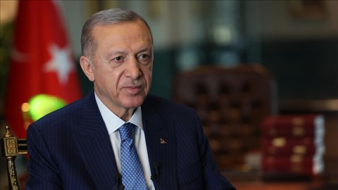 أردوغان: العالم أكبر من إسرائيل ويجب إخماد كرة اللهب قبل إشعال النار في أرجاء المعمورة وعلينا التحرك لبناء سوريا الجديدة أردوغان: العالم أكبر من إسرائيل ويجب إخماد كرة اللهب قبل إشعال النار في أرجاء المعمورة وعلينا التحرك لبناء سوريا الجديدة