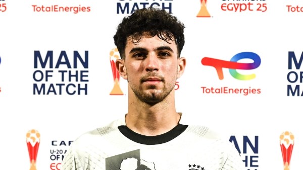 الأهلي يدرس استعادة أحمد عابدين بعد تألقه مع منتخب الشباب الأهلي يدرس استعادة أحمد عابدين بعد تألقه مع منتخب الشباب