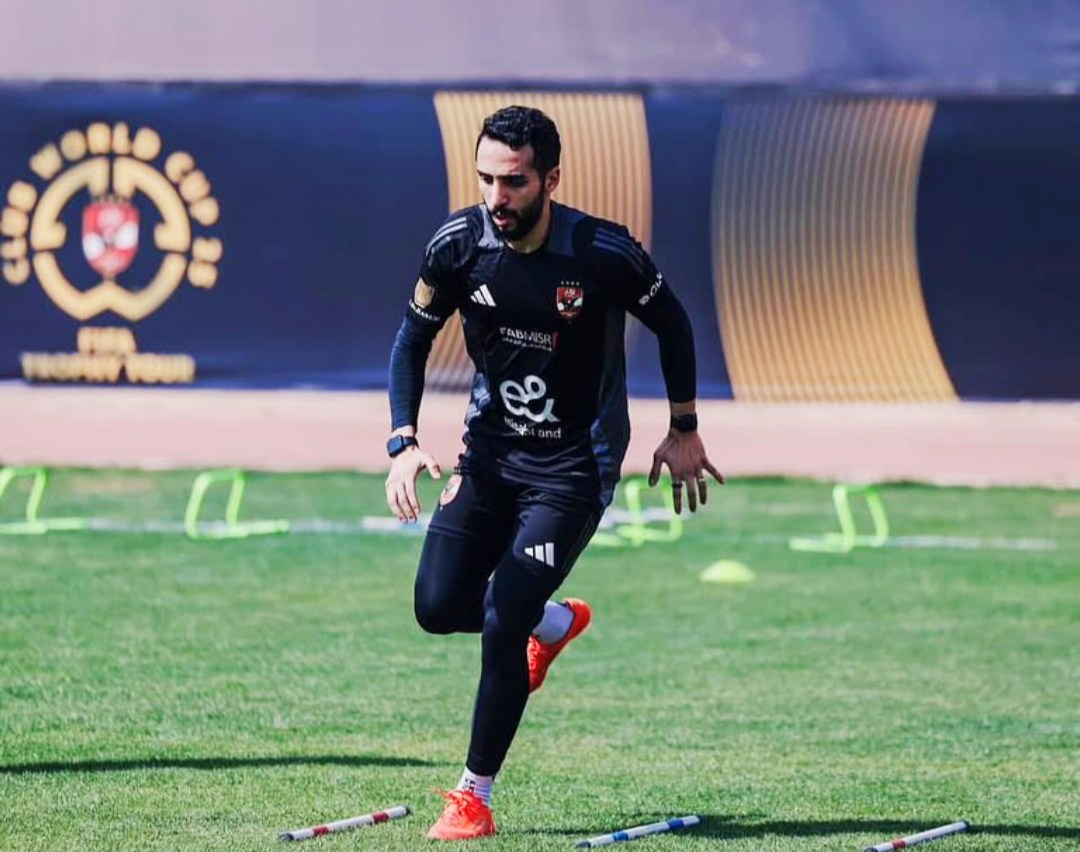 كريم فؤاد يعود لتدريبات الأهلي بعد غياب طويل بسبب الإصابة (صورة) كريم فؤاد يعود لتدريبات الأهلي بعد غياب طويل بسبب الإصابة (صورة)