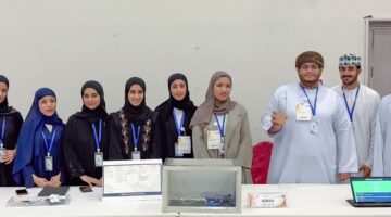 شركة طلابية تنجح في ابتكار جهاز ذكي لتتبع حاويات النقل