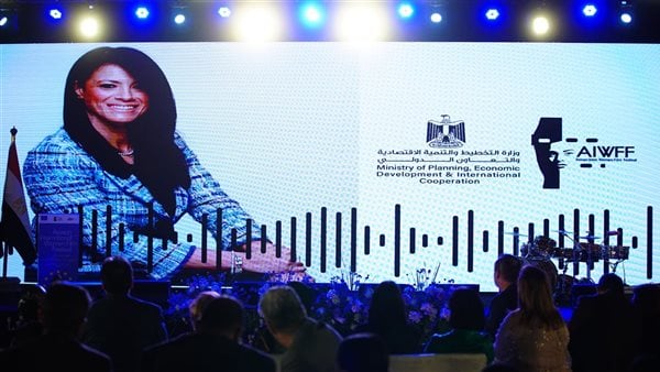 وزيرة التخطيط: نسعى لتوسيع مشاركة المرأة في التعليم والعمل اللائق والمناصب القيادية وزيرة التخطيط: نسعى لتوسيع مشاركة المرأة في التعليم والعمل اللائق والمناصب القيادية
