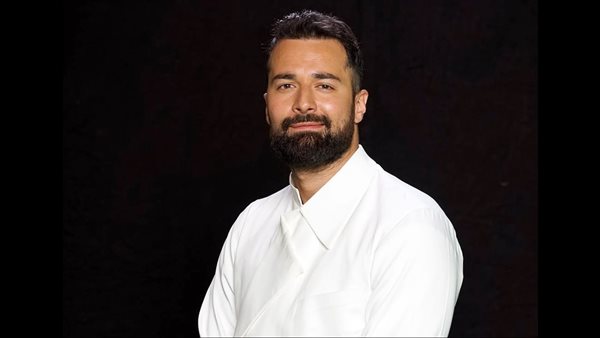 أحمد حاتم : حسيت إني أنسب واحد لدور الملحد وعدم عرض الفيلم ماهزنيش أحمد حاتم : حسيت إني أنسب واحد لدور الملحد وعدم عرض الفيلم ماهزنيش