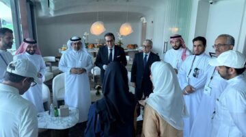 عبدالغفار يلقي محاضرة بعنوان «الثورات الصناعية والرعاية الصحية»