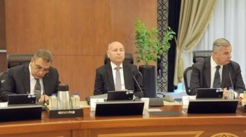 بحضور اللواء طارق مرزوق.. رئيس الوزراء يترأس الاجتماع السابع لمجلس المحافظين