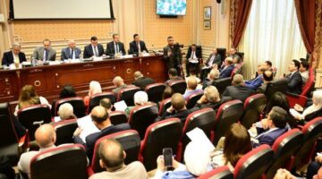« ضياء الدين داوود» منتقدا قانون الإيجار القديم.. نحن أمام سابقة أولى في تنازع أحكام الدستورية