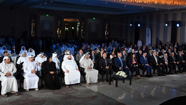 مدبولي: المنطقة الاقتصادية لقناة السويس توفر عشرات الآلاف من فرص العمل للشباب مدبولي: المنطقة الاقتصادية لقناة السويس توفر عشرات الآلاف من فرص العمل للشباب