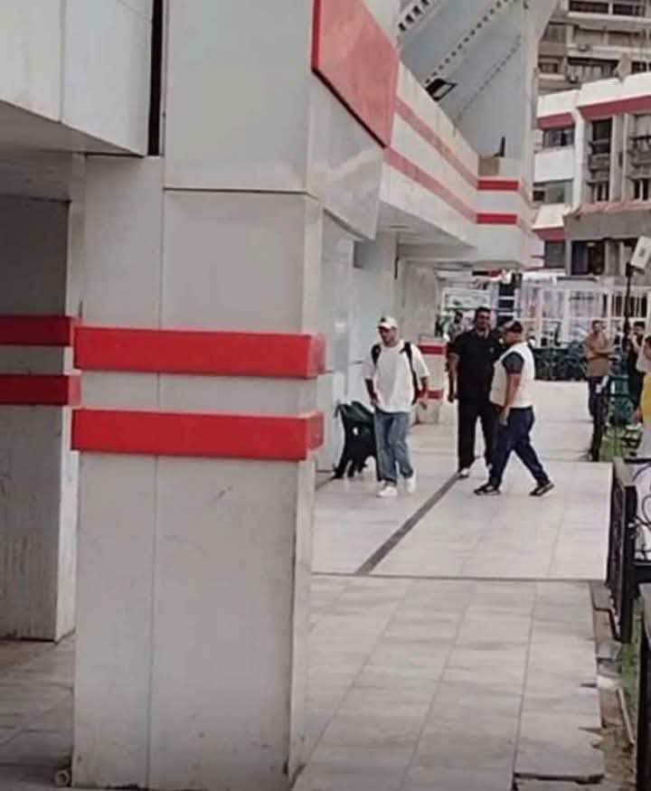 زيزو يتواجد فى الزمالك لحضور المران الجماعي للفريق زيزو يتواجد فى الزمالك لحضور المران الجماعي للفريق