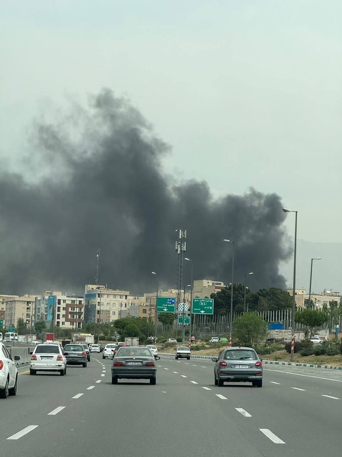 «حريق غامض في إيران».. انفجار يهز مدينة مشهد بعد هجوم الحوثيين على إسرائيل «حريق غامض في إيران».. انفجار يهز مدينة مشهد بعد هجوم الحوثيين على إسرائيل
