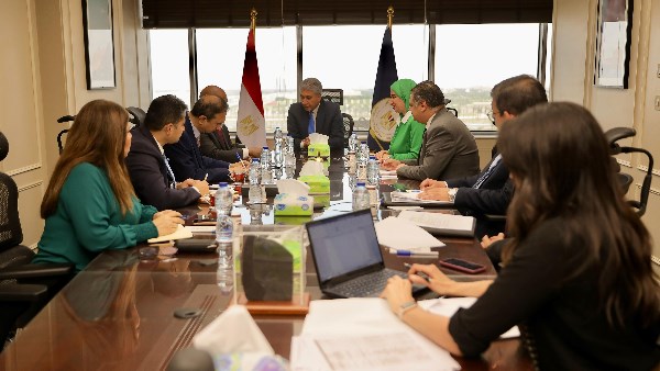 مصر تستضيف اجتماعات الدول الثماني النامية واتفاق على تعزيز التعاون بقطاع السياحة مصر تستضيف اجتماعات الدول الثماني النامية واتفاق على تعزيز التعاون بقطاع السياحة