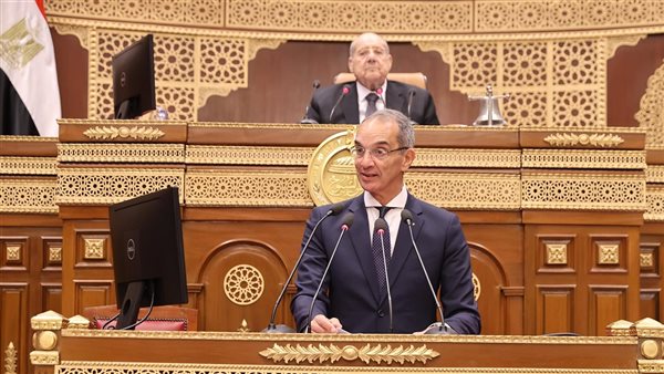 وزير الاتصالات: تأهيل 1000 طالب جامعى سنويا من خلال مبادرة «مهارات سيبرانية» وزير الاتصالات: تأهيل 1000 طالب جامعى سنويا من خلال مبادرة «مهارات سيبرانية»