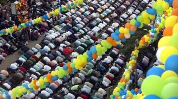 موعد وقفة عرفات وعيد الأضحى 2025 .. تفاصيل أطول إجازة رسمية