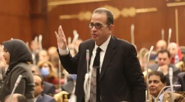 طارق عبد العزيز : يطالب باستحداث اقسام دراسية لمكافحة الجرائم الإليكترونية بالجامعات