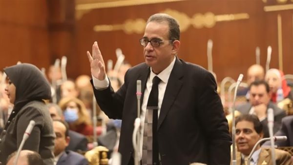 طارق عبد العزيز : يطالب باستحداث اقسام دراسية لمكافحة الجرائم الإليكترونية بالجامعات طارق عبد العزيز : يطالب باستحداث اقسام دراسية لمكافحة الجرائم الإليكترونية بالجامعات