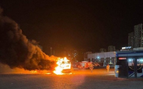 إعلام إسرائيلي: تفكيك عبوة ناسفة داخل سيارة على طريق سريع جنوب مدينة تل أبيب إعلام إسرائيلي: تفكيك عبوة ناسفة داخل سيارة على طريق سريع جنوب مدينة تل أبيب