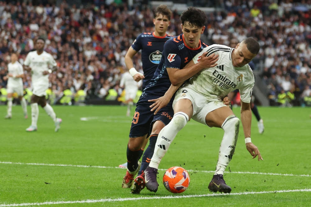 ريال مدريد يواصل ملاحقة برشلونة ريال مدريد يواصل ملاحقة برشلونة