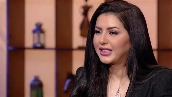 شقيقة إيناس النجار تكشف تفاصيل صادمة بعد شهر من رحيلها: منهم لله.. غدروا بيكي شقيقة إيناس النجار تكشف تفاصيل صادمة بعد شهر من رحيلها: منهم لله.. غدروا بيكي