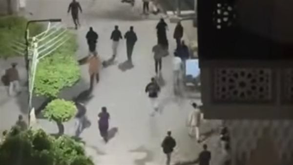 مصرع شخص وإصابة 7 في مشاجرة بين عائلتين بالمنيا مصرع شخص وإصابة 7 في مشاجرة بين عائلتين بالمنيا
