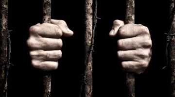 تجديد حبس عاطلين بتهمة الاتجار في المخدرات والأسلحة النارية بالمرج