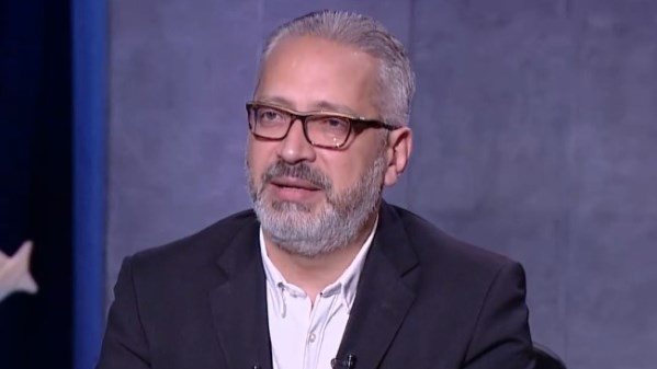 مرسي الزناتي اتهزم يا رجالة.. تامر أمين يعلق على خسارة بيراميدز من فاركو بالدوري مرسي الزناتي اتهزم يا رجالة.. تامر أمين يعلق على خسارة بيراميدز من فاركو بالدوري
