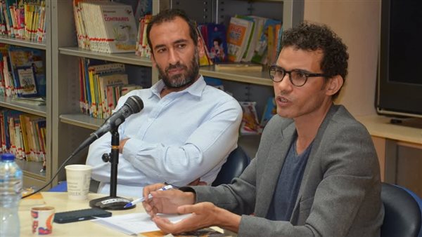 نقاد وقراء يحتفون برواية خط العمر لـ عبد الرحمن حبيب في مكتبة مصر الجديدة نقاد وقراء يحتفون برواية خط العمر لـ عبد الرحمن حبيب في مكتبة مصر الجديدة
