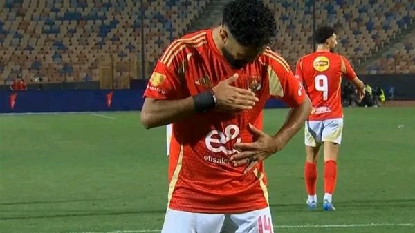 الدوري الممتاز .. الأهلي يقسو على الحدود بخماسية وقلص الفارق مع بيراميدز إلى نقطة وحيدة الدوري الممتاز .. الأهلي يقسو على الحدود بخماسية وقلص الفارق مع بيراميدز إلى نقطة وحيدة