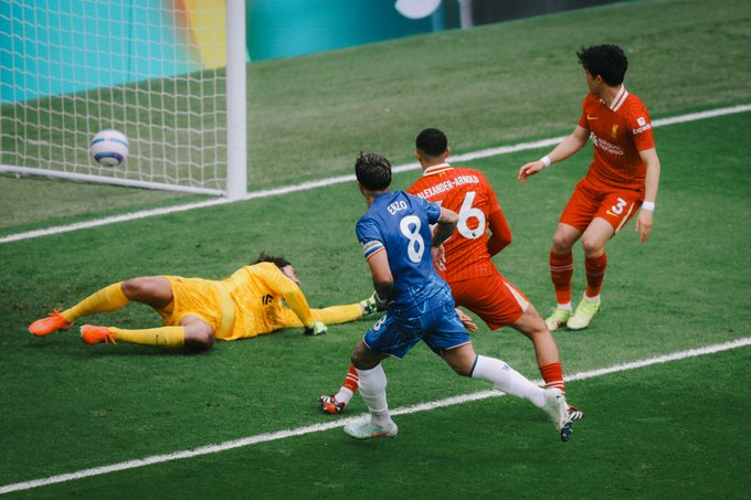 الدوري الإنجليزي.. تشيلسي يفوز على ليفربول 3 ـ 1 الدوري الإنجليزي.. تشيلسي يفوز على ليفربول 3 ـ 1