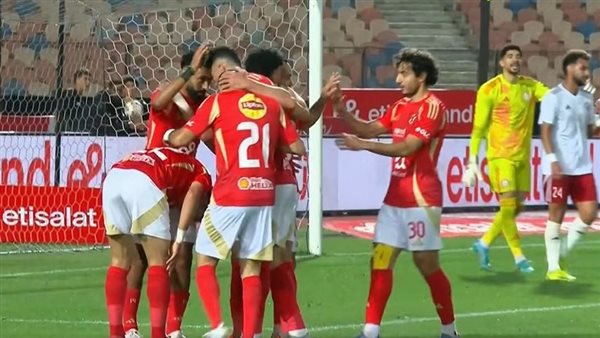 الأهلي يضرب حرس الحدود بخماسية نظيفة ويشعل المنافسة على الدوري.. فيديو الأهلي يضرب حرس الحدود بخماسية نظيفة ويشعل المنافسة على الدوري.. فيديو
