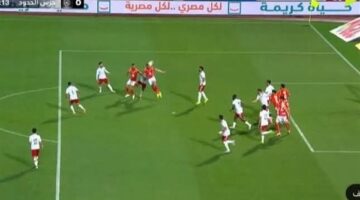 الأهلي يطارد بيراميدز على صدارة الدوري بعد إكتساح حرس الحدود