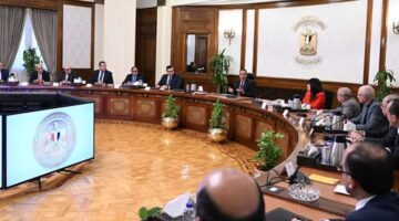 مدبولي: نعمل مع الوزارات المعنية على تسهيل إجراءات التسجيل العقاري للمصريين أو الأجانب