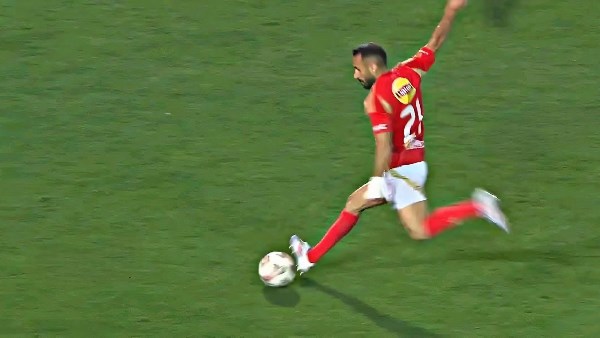 الدردير يتغزل في علي معلول : صعب يتكرر في الدوري المصري الدردير يتغزل في علي معلول : صعب يتكرر في الدوري المصري