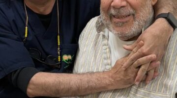 بعد تعرضه لأزمة صحية.. جمال شعبان يطمئن الجمهور على صبري عبد المنعم: حالة قلبه أحسن
