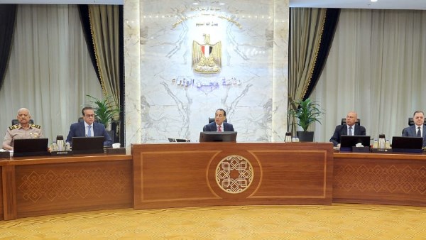 الوزراء: اجتماع الحكومة مع المحافظين يهدف لسرعة ضبط مخالفات البناء الوزراء: اجتماع الحكومة مع المحافظين يهدف لسرعة ضبط مخالفات البناء