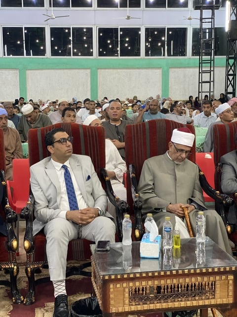 تكريم 1200 من حفظة القرآن الكريم في الساحة الرضوانية بالأقصر| صور تكريم 1200 من حفظة القرآن الكريم في الساحة الرضوانية بالأقصر| صور