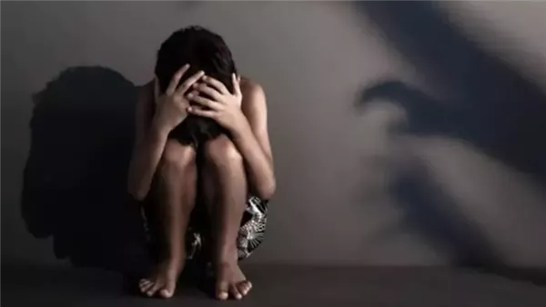 داخل سيارة نقل.. كواليس ضبط المتهم بهتك عرض طفل بالصالحية داخل سيارة نقل.. كواليس ضبط المتهم بهتك عرض طفل بالصالحية