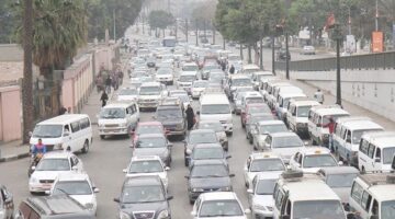 الوضع المروري: ازدحام وتأخير في حركة المرور بعدد من شوارع وميادين العاصمة القاهرة