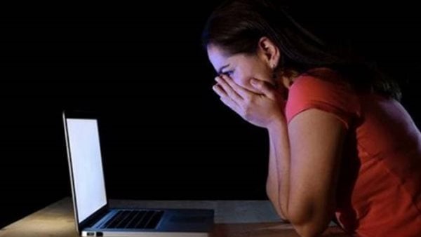 اعترافات المتهم بابتزاز فتاة بنشر صورها في الإسكندرية: ارتبطت بشخص غيري بعد علاقة 6 سنين اعترافات المتهم بابتزاز فتاة بنشر صورها في الإسكندرية: ارتبطت بشخص غيري بعد علاقة 6 سنين