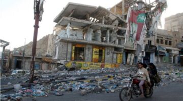 إصابة 15 مدنيا بقصف أمريكي عنيف استهدف عدة مناطق في العاصمة اليمينة صنعاء.. وجماعة “أنصار الله” تندد  