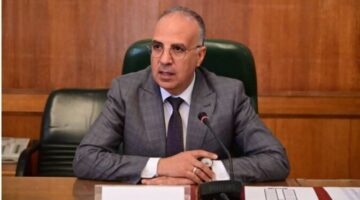 وزير الري يبحث مع مدير معهد البحر المتوسط التعاون في الاستمطار وتحلية المياه باستخدام الطاقة الشمسية
