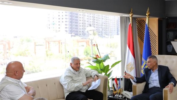 محافظ أسوان: إنجاز 70% من المشروعات العاجلة بقطاع مياه الشرب بالنقاط الساخنة محافظ أسوان: إنجاز 70% من المشروعات العاجلة بقطاع مياه الشرب بالنقاط الساخنة