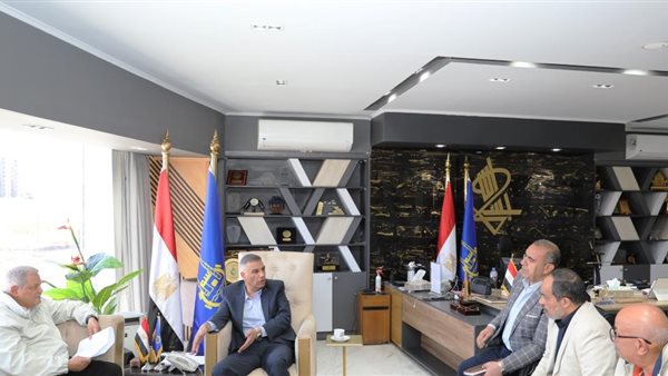 محافظ أسوان: إنجاز 70% من مشروعات مياه الشرب بالنقاط الساخنة محافظ أسوان: إنجاز 70% من مشروعات مياه الشرب بالنقاط الساخنة