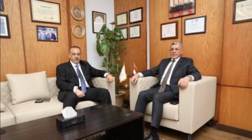 محافظ أسيوط يبحث مع وكالة الفضاء إنشاء معهد لتدريب شباب الصعيد