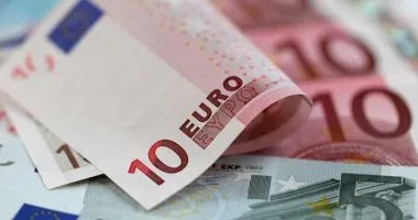 سعر اليورو يغلق على تراجع اليوم الثلاثاء 6 مايو 2025 أمام الجنيه سعر اليورو يغلق على تراجع اليوم الثلاثاء 6 مايو 2025 أمام الجنيه