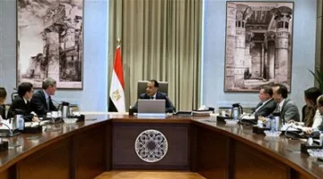 رئيس الوزراء: الشركات الأمريكية تحظى بدعم كبير من أجهزة الحكومة المختلفة