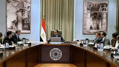 رئيس الوزراء: الشركات الأمريكية تحظى بدعم كبير من أجهزة الحكومة المختلفة رئيس الوزراء: الشركات الأمريكية تحظى بدعم كبير من أجهزة الحكومة المختلفة