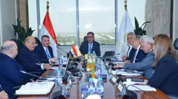 وزير التموين يشدد على  تعزيز إنتاج الزيوت وتحقيق الاستقرار في السوق المحلي