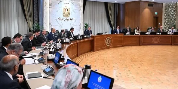 «مدبولي» يستعرض الإجراءات المقترحة لتيسير تسجيل ودخول الماركات العالمية إلى السوق المصرية «مدبولي» يستعرض الإجراءات المقترحة لتيسير تسجيل ودخول الماركات العالمية إلى السوق المصرية