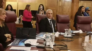 رئيس جامعة المنيا يشارك في مبادرة بداية جديدة "لضمان جودة التعليم "برحاب جامعة الدول العربية