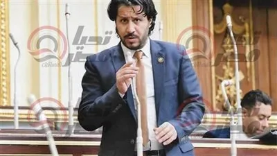 البرلسي: القانون يُصدر أزمة للدولة ويحول ملف الإيجار القديم إلى صراع "أهلي وزمالك" البرلسي: القانون يُصدر أزمة للدولة ويحول ملف الإيجار القديم إلى صراع "أهلي وزمالك"
