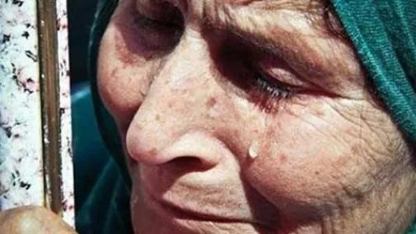 «الابن العاق».. قصة تعذيب سيدة على يد نجلها وزوجته في الساحل بالقاهرة «الابن العاق».. قصة تعذيب سيدة على يد نجلها وزوجته في الساحل بالقاهرة