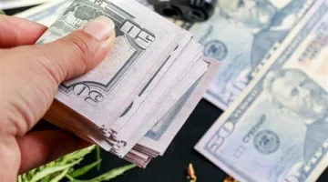 سعر الدولار اليوم الثلاثاء 13 مايو 2025 في البنوك والسوق السوداء.